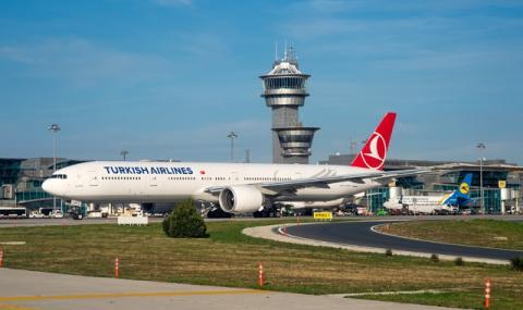 Въздушна тревога на летището в Истанбул - 1