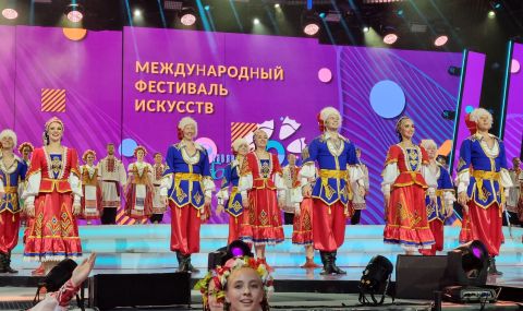Лукашенко откри XXXII Международен фестивал на изкуствата "Славянски базар" във Витебск (ВИДЕО) - 1