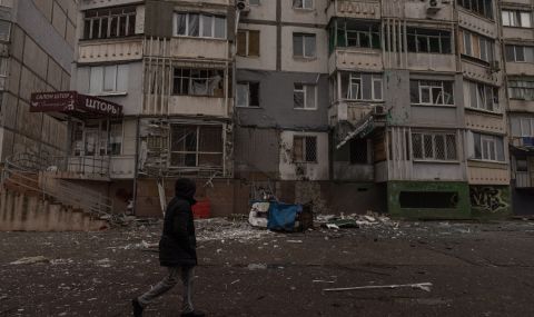 Руските сили обстрелват Херсон ежедневно - 1