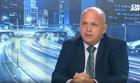 Симов: За пореден път българските пенсионери биват излъгани - 1