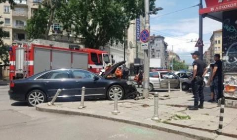 Тежка катастрофа в центъра на София, има пострадали - 1