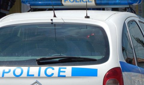Заловиха румънски шофьор, блъснал кола на жандармерията - 1