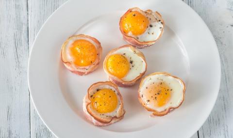 Рецепта за вечеря: Яйца с бекон на фурна - 1
