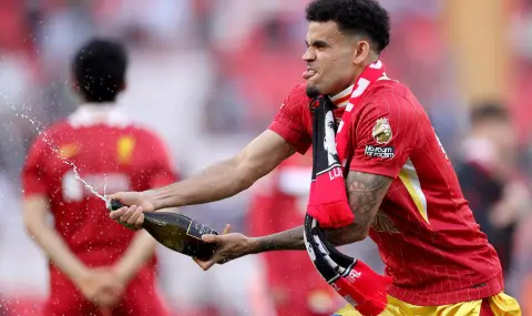 Нападател на Ливърпул няма да ходи в Барселона, започва преговори за нов договор - 1