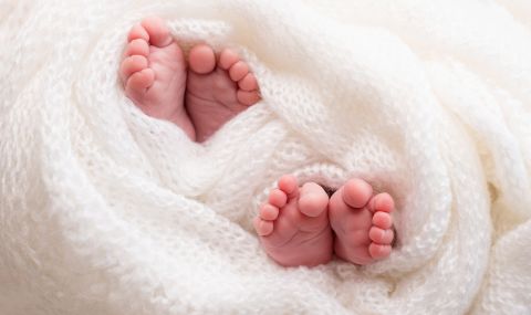 Пробив в медицината: Близнаци се родиха от ембрион замразен преди 30 години - 1