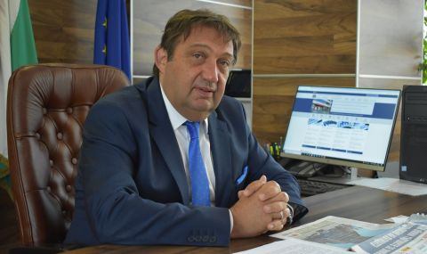 Предстои спешна среща на вътрешния и регионалния министър с областния управител на Пловдив и кмета на Карлово - 1