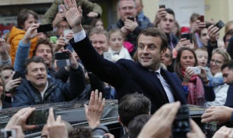 Еманюел Макрон е новият президент на Франция - 1