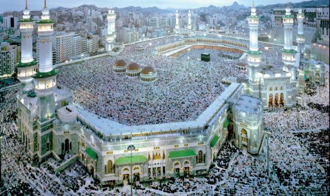 Мюсюлмани от цял свят се събраха в Саудитска Арабия за най-големия хадж  - 1