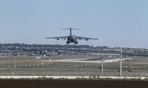 В бойна готовност! Пентагонът изпраща свои самолети в гръцка военна авиобаза  - 1