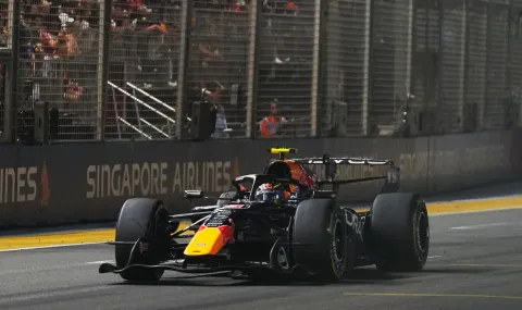 Verstappen wins first Singapore Grand Prix - 1