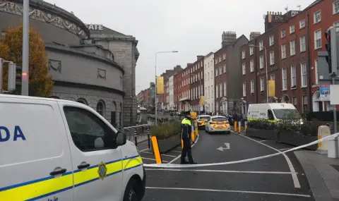 Нападение с нож! Петима души, включително три деца, са в болница в Дъблин - 1