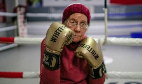 Уникален пример! 75-годишна жена бори Паркинсон с бокс (ВИДЕО) - 1