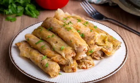Рецепта на деня: Пилешки сарми с китайско зеле - 1