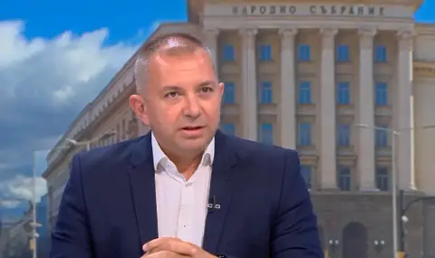 Добрин Иванов (АИКБ) за Закона за еврото: Страхът от санкции може да доведе до дефицит на стоки - 1