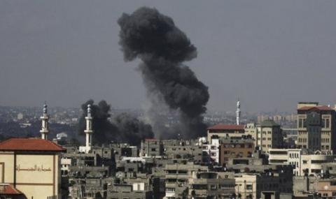 Израел отново бомбардира ивицата Газа - 1