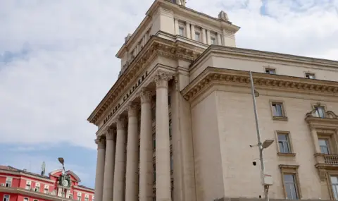 Комисията по отбрана разглежда два ключови проекта за модернизация на армията - 1