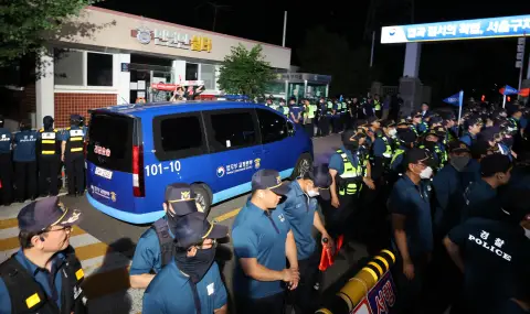 Южнокорейският съд изпрати бившия президент Юн Сок Йол в ареста - 1