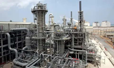 13 са загиналите след мощната експлозия в газовата база в Катар, ранените са 66 ВИДЕО - 1