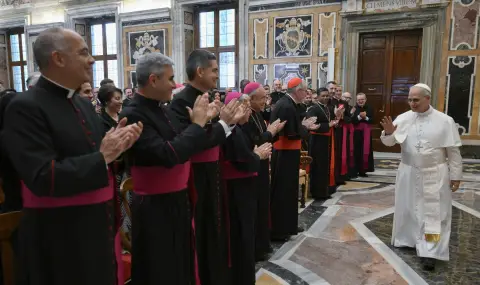 Папа Лъв XIV призова Путин да направи „жест“ в подкрепа на мира - 1
