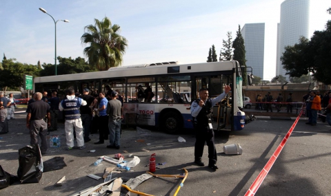 Заловиха атентаторите срещу автобуса в Тел Авив - 1