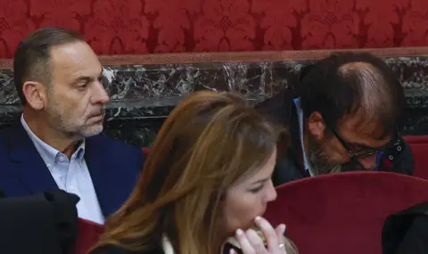 Former Spanish minister sentenced to 24 years in prison for corruption  - 1