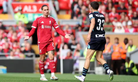 Рома преговаря със защитник на Ливърпул - 1