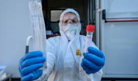 Ужасът продължава: Починаха още 221 с коронавирус - 1