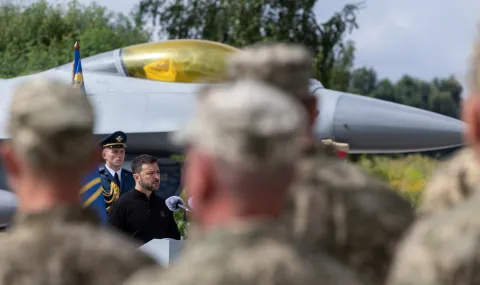 Is Ukraine's F-16 fighter fleet paralyzed? Kiev makes extraordinary comment - 1