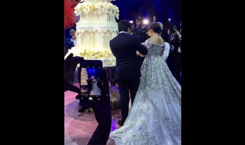 Вижте как олигарх от Таджикистан омъжи дъщеря си в Москва снимка #2