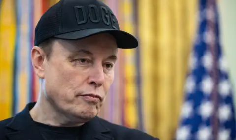 Илон Мъск иска да контролира армия от роботи - 1