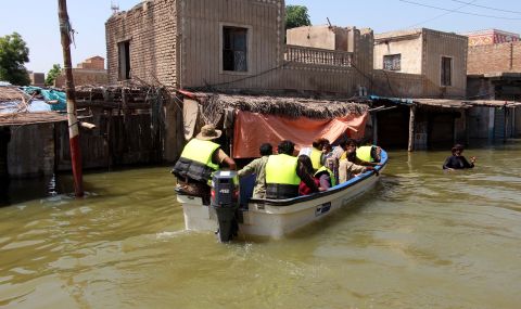 Най-малко 22 души загинаха при наводнения в Афганистан - 1