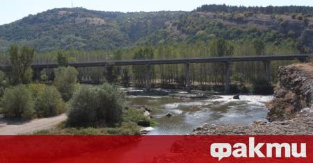 Питейният язовир Среченска бара в Стара планина от който се