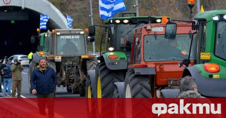 Извънредна среща в гръцката правителствена резиденция Максиму по повод продължаващите