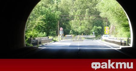 Затворен за движение е пътят Асеновград - Смолян заради катастрофа
