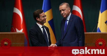Турция подкрепя политиката на отворени врати на НАТО но очаква