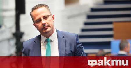 Скандал между Възраждане и вицепремиера Атанас Зафиров завършил с налагане