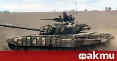 Украински военни организираха драг състезания на тренировъчната площадка По любопитното е