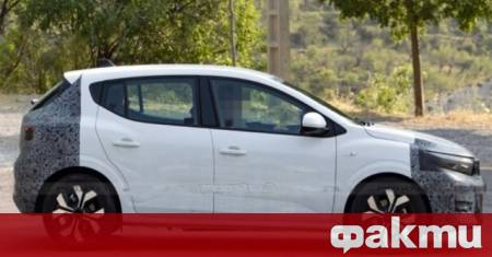 Хечбекът Dacia Sandero който много скоро след като се