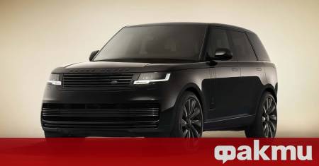Визуалната привлекателност на добре поддържан черен автомобил е неоспорима константа