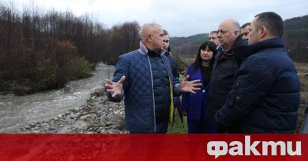 Премиерът Росен Желязков пристигна на проверка в община Симитли където