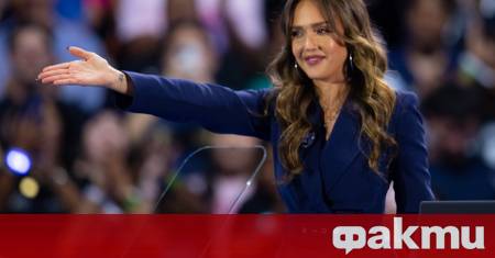 Джесика Алба и новото ѝ гадже звездата на Marvel Дани