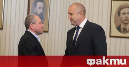 Президентът Румен Радев каза днес че не иска да компрометира