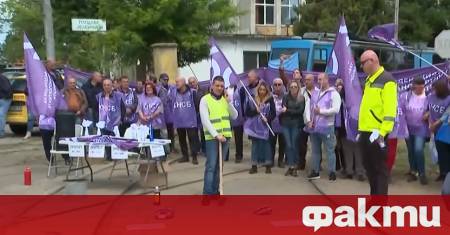 Наземният градски транспорт в София няма да се движи и