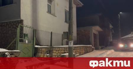 Очаква се да бъдат повдигнати обвинения срещу двамата задържани за