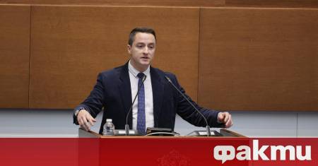 С пълно мнозинство депутатите приеха оставката на кабинета Желязков Очаквано