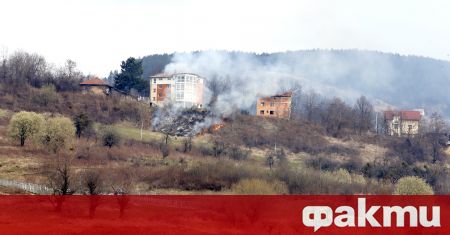 Пожари бушуват на територията на Босна и Херцеговина, а в
