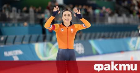 Световната рекордьорка от Нидерландия Фемке Кок триумфира в дисциплината 500