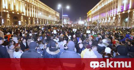 ФАКТИ публикува мнения с широк спектър от гледни точки за