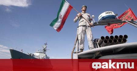 Иран ще унищожава американски бойни кораби ако интересите му в