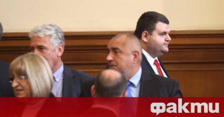 ФАКТИ публикува мнения с широк спектър от гледни точки за
